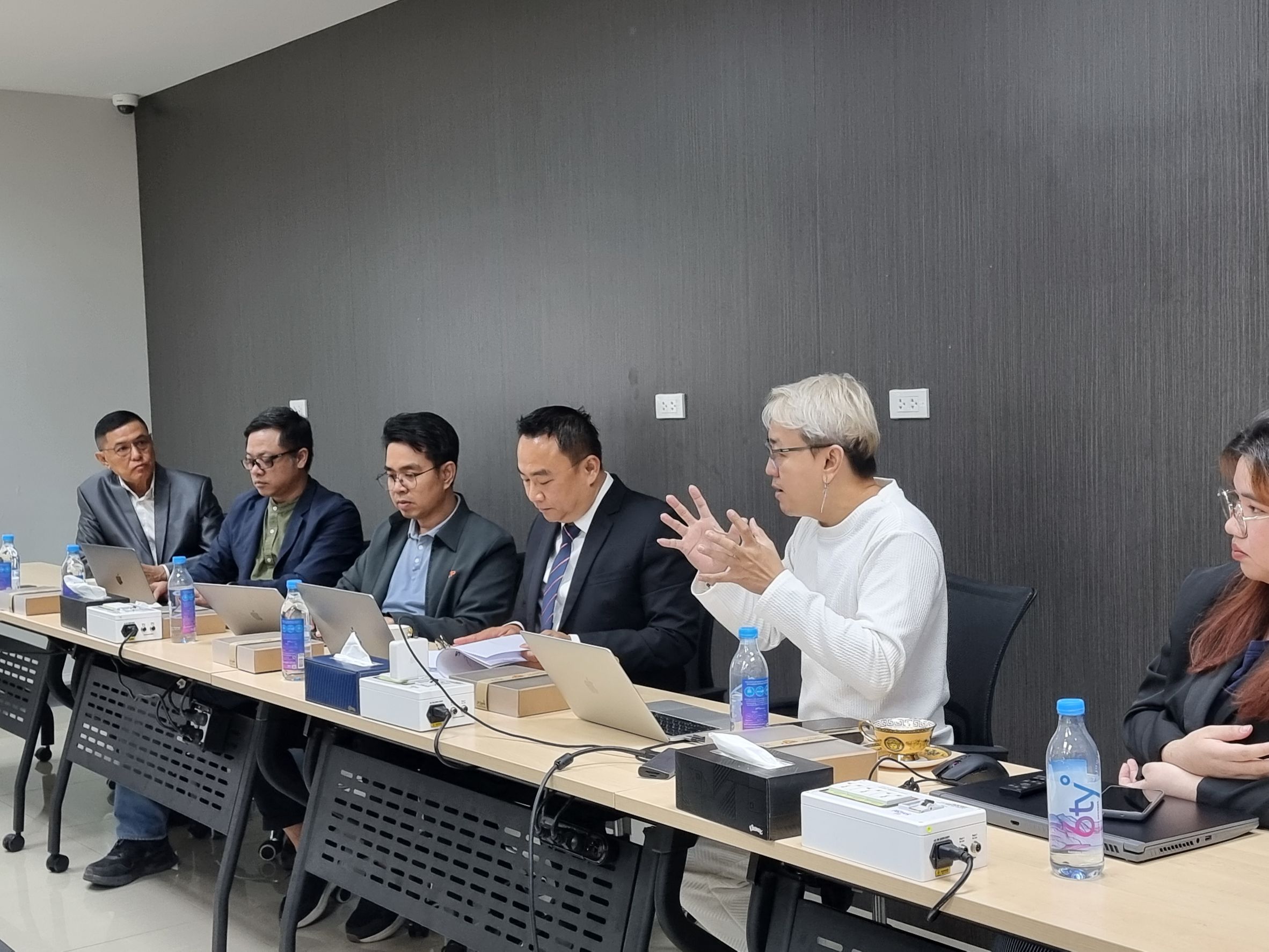 3-ต้อนรับคณะเยี่ยมชมจากมหาวิทยาลัย